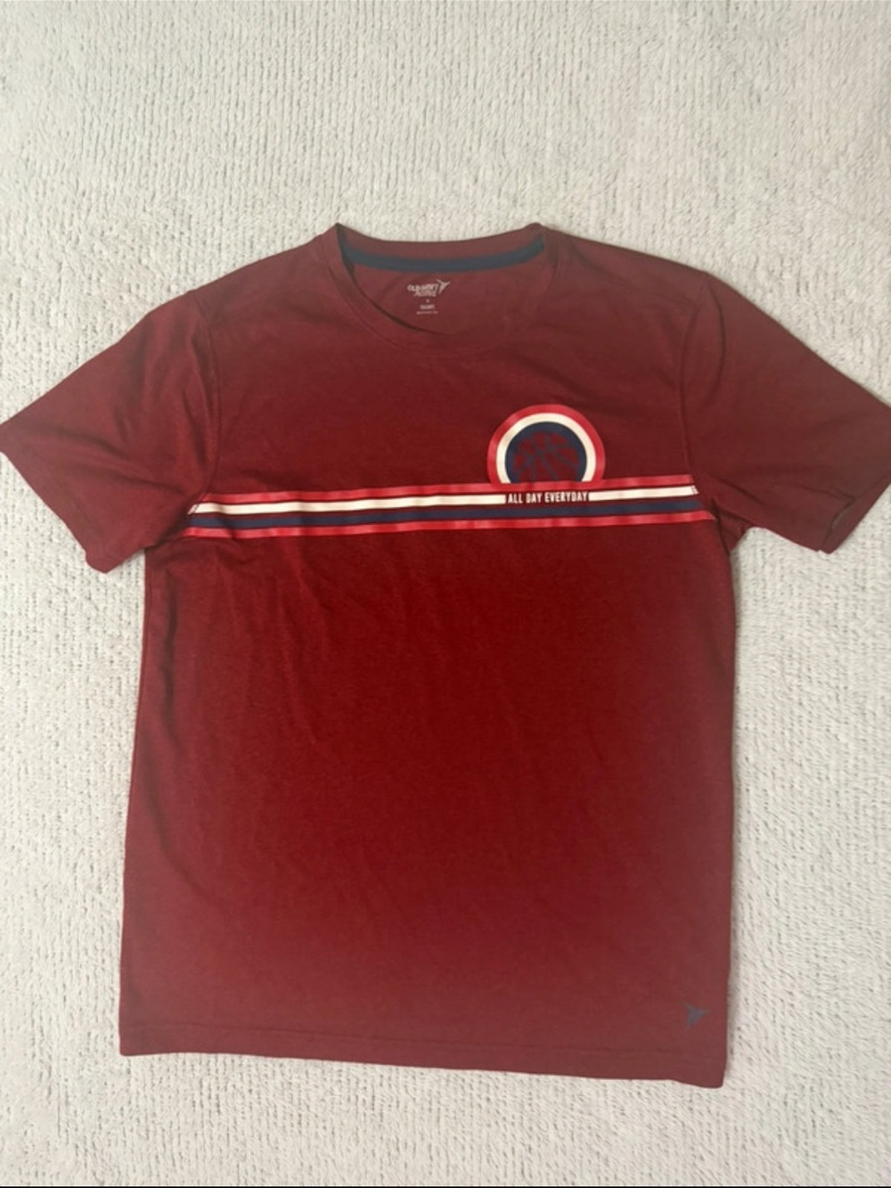 Old Navy Men's Short Sleeve Crew Tee in Burgundy with Striped Chest Graphic
